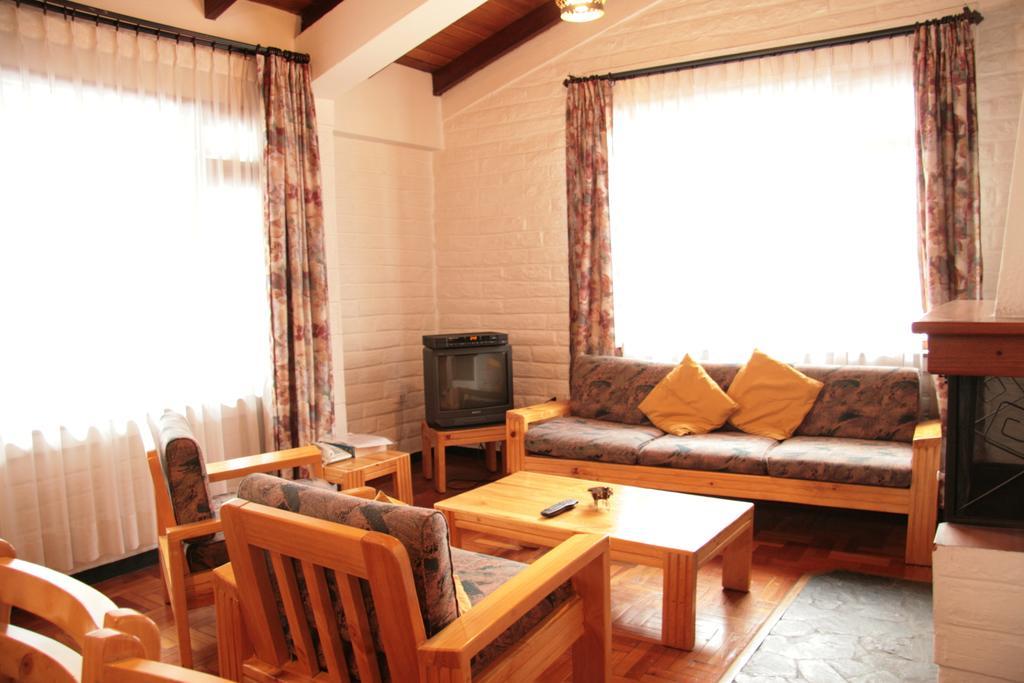 Apartamentos Los Quipus キト 部屋 写真