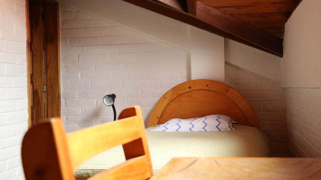 Apartamentos Los Quipus キト 部屋 写真